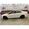 Image 23 : PARKSVILLE - "NO RESERVE" 2011 FORD FUSION WHITE 322605 KMS - B226639