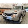 Image 2 : PARKSVILLE - 2012 NISSAN JUKE GREY 168828 KMS - D106634