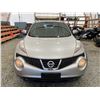 Image 6 : PARKSVILLE - 2012 NISSAN JUKE GREY 168828 KMS - D106634