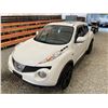 Image 4 : PARKSVILLE - 2013 NISSAN JUKE WHITE 136788 KMS - B216555