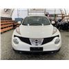 Image 6 : PARKSVILLE - 2013 NISSAN JUKE WHITE 136788 KMS - B216555