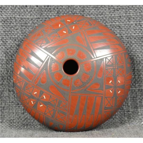 MATA ORTIZ POTTERY SEED JAR (LUIS ARTURO LOPEZ)