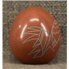 Image 2 : SANTA CLARA POTTERY SEED JAR (PAUL SPECKLED ROCK)