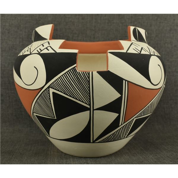 ACOMA INDIAN CERAMIC JAR ( PAULINE ABEITA)
