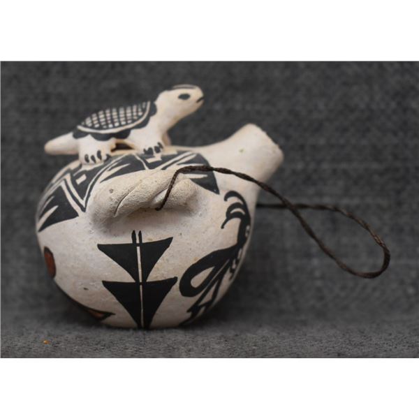 ACOMA POTTERY CANTEEN (L. J.)
