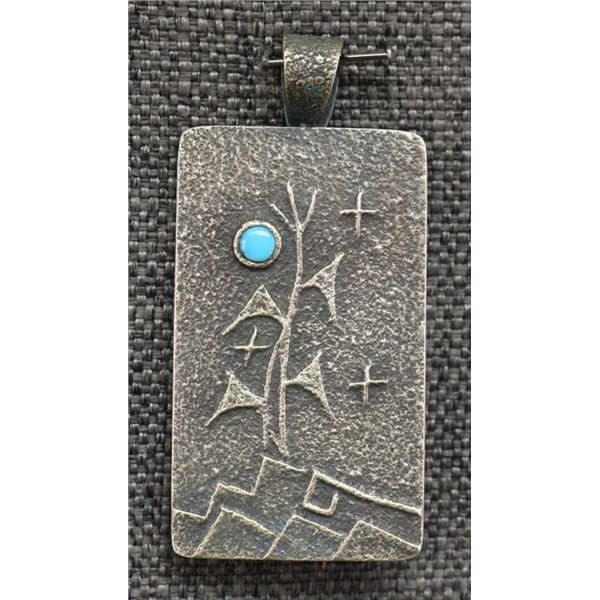 NAVAJO PENDANT (MONTY CLAW)