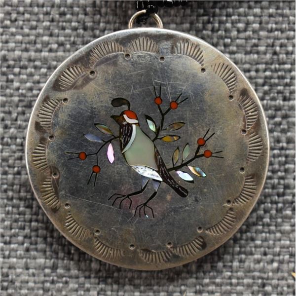 ZUNI PENDANT (B. H.)
