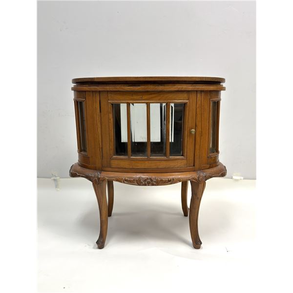 French Louis XV Style Carved Mahogany Liquor Cabinet with Removable Tray Top