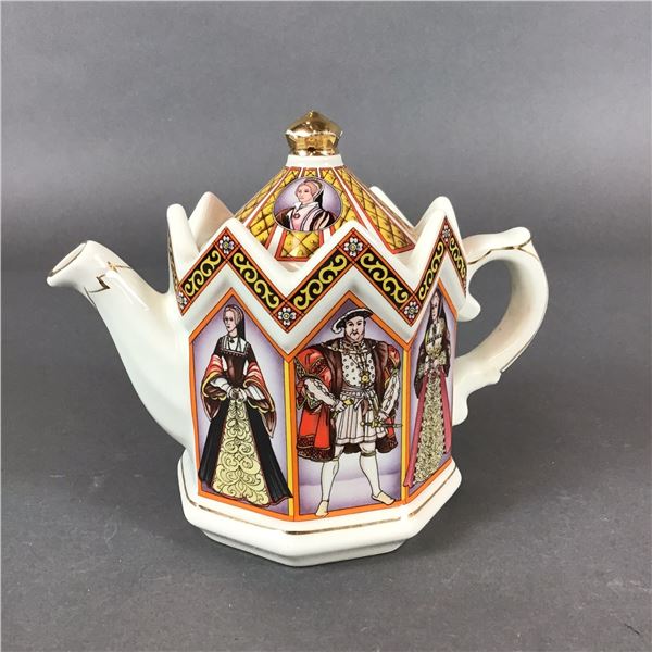 Sadler King Henry VIII and His Six Wives Castle Shaped Teapot with Lid