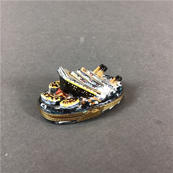 Limoges France Limited Edition Sinking Titanic Porcelain Trinket Box