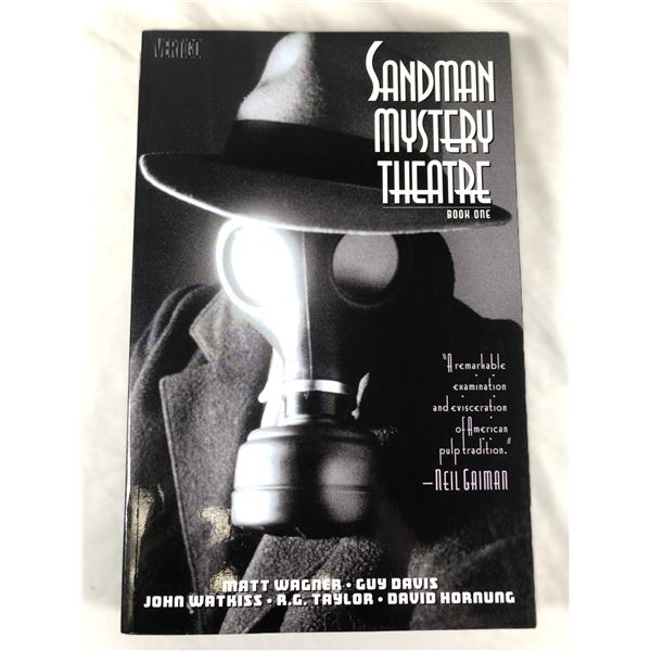 Sandman Mystery Theatre Book 1 - Graphic Novel - Vertigo
