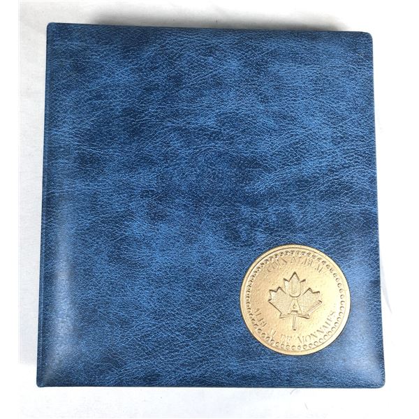 Bank Notes Padded Binder & 23 Pages