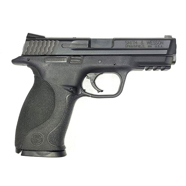 Smith & Wesson M&P 9 Semi Auto Handgun - 9 mm Kit c/w Case