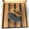 Image 2 : Alaskan ULU Knife & Board Set - w/ Box