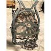Image 4 : Camo Hunting Tree Rest / Seat - w/ Straps & Hardware