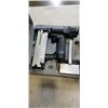 Image 2 : CASED 2 IN 1 STAPLE GUN
