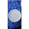 Image 4 : 2 CASES OF WHITE FOOD CONTAINERS - NO LIDS
