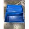 Image 4 : 2 METAL BOXES WITH LATCH FOR LOCKING