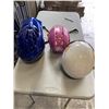 Image 4 : 3 KIDS HELMETS