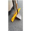 Image 3 : SNOW SHOVEL, SPADE SHOVEL AND RAKE