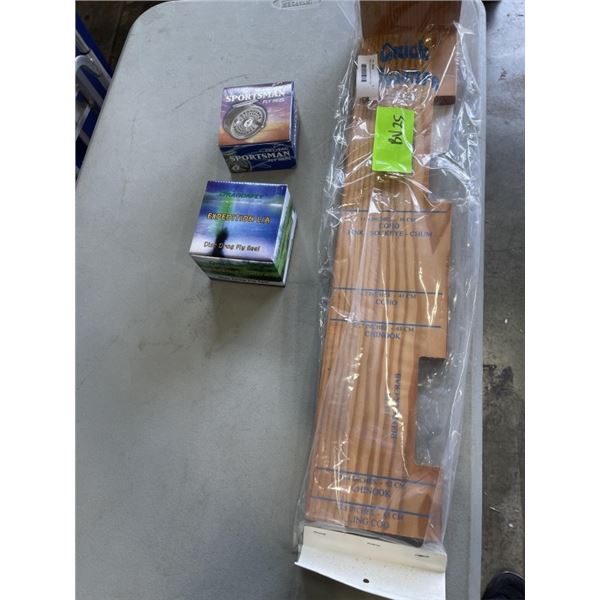 NEW WOODEN MEASURING BOARD FOR FISH/CRAB AND NEW FLY SPOOL ONLY SPORTSMAN 7/8 AND DRAGONFLY 7/8
