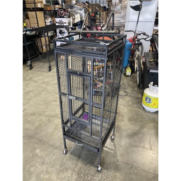 LARGE ROLLING BIRDCAGE