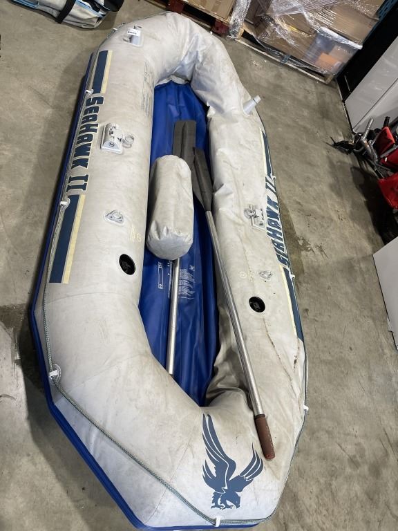 INTEX SEAHAWK II INFLATABLE RAFT, WITH OARS