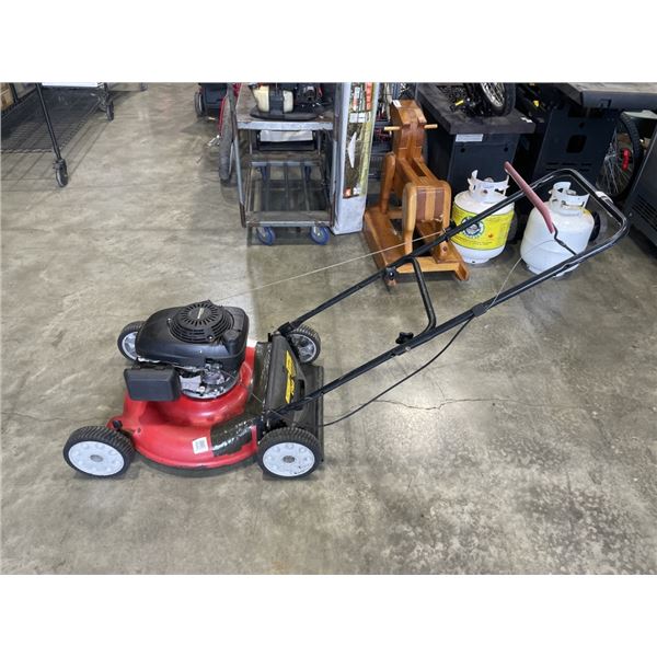 HONDA GAS LAWNMOWER, RUNNING