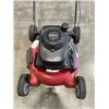 Image 5 : HONDA GAS LAWNMOWER, RUNNING