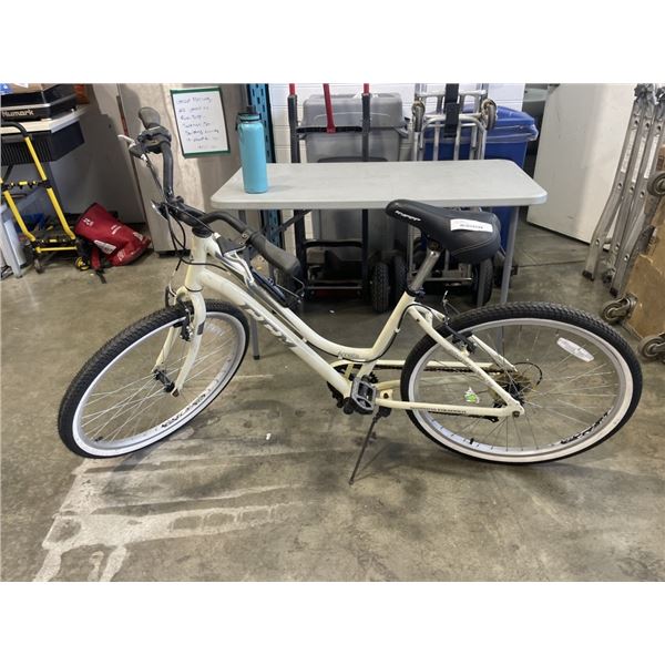 CCM CRUISER BIKE