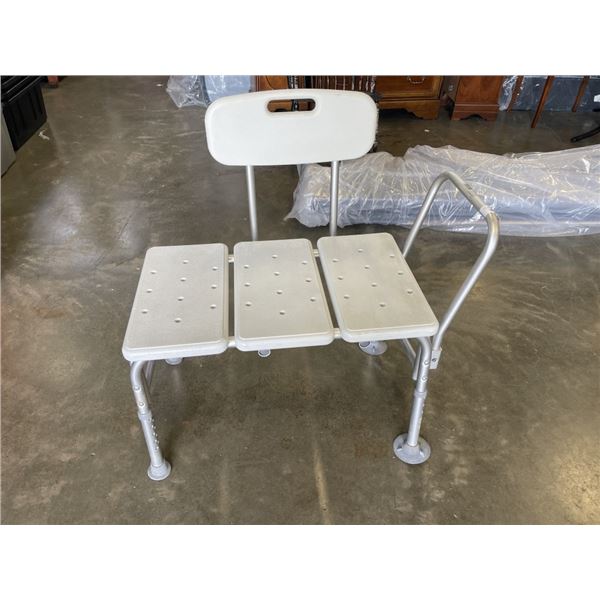 BATH ASSIST CHAIR