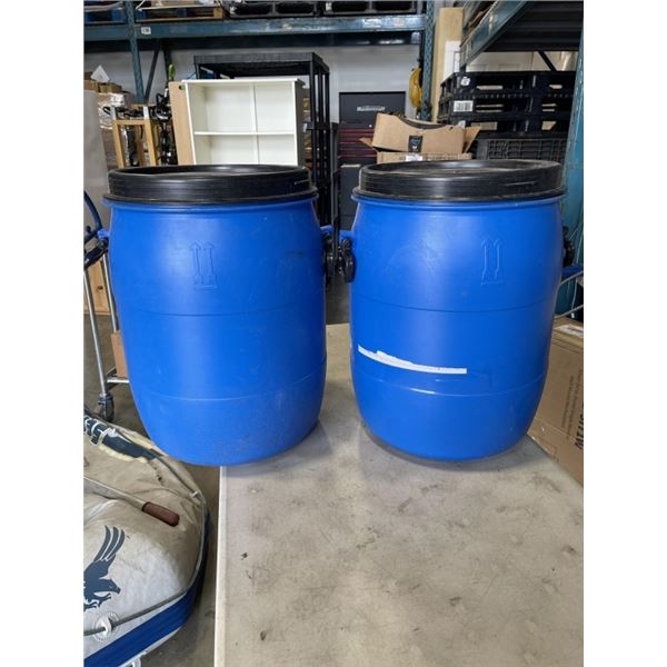 2 FOOD GRADE PLASTIC DRUMS (40 LITRE CAPACITY EACH) W/ LIDS
