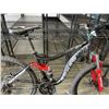 Image 4 : BLACK 'NEVER SAY NEVER' BIKE
