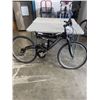 Image 1 : BLACK RALEIGH BIKE