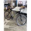 Image 1 : BLACK DIADORA BIKE