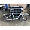 Image 1 : WHITE ISINWHEEL BIKE