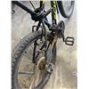 Image 3 : BLACK SCHWINN BIKE
