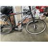 Image 3 : BLACK TREK BIKE