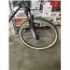 Image 5 : BLACK TREK BIKE