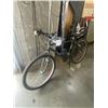 Image 1 : GREEN TAOS BIKE