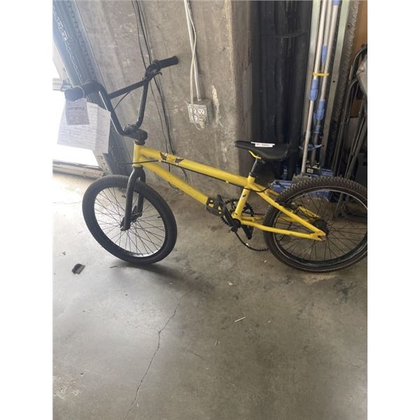 YELLOW BMX BIKE