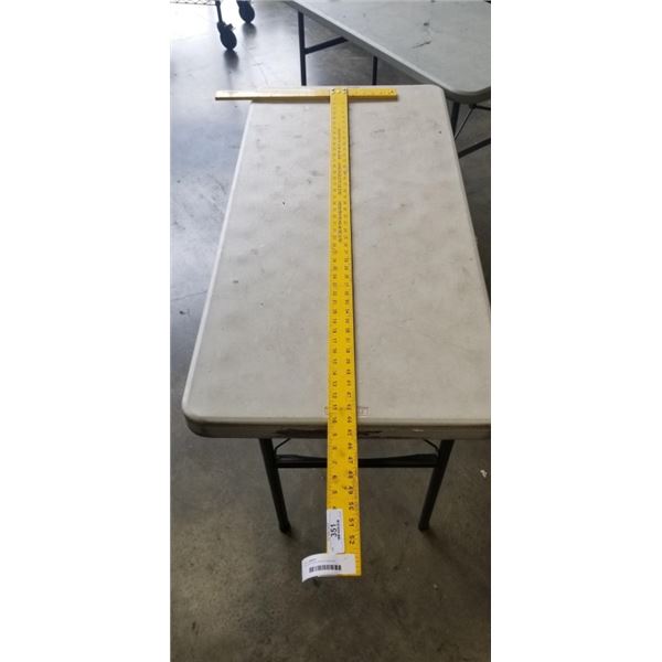 YELLOW RASK 54 INCH SQAURE