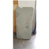 Image 1 : 4FT PLASTIC FOLDING TABLE