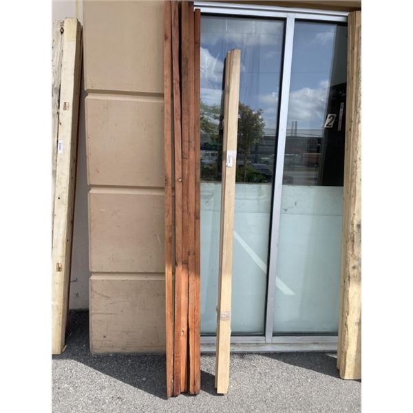 5 HEAT TREATED FACTORY STAMPED CEDAR 2x4 BOARDS AND BUNDLE OF HEMLOCK 1x2 BOARDS
