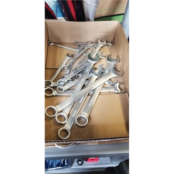 AS NEW SET OF WESTWARD WRENCHES, 18PC