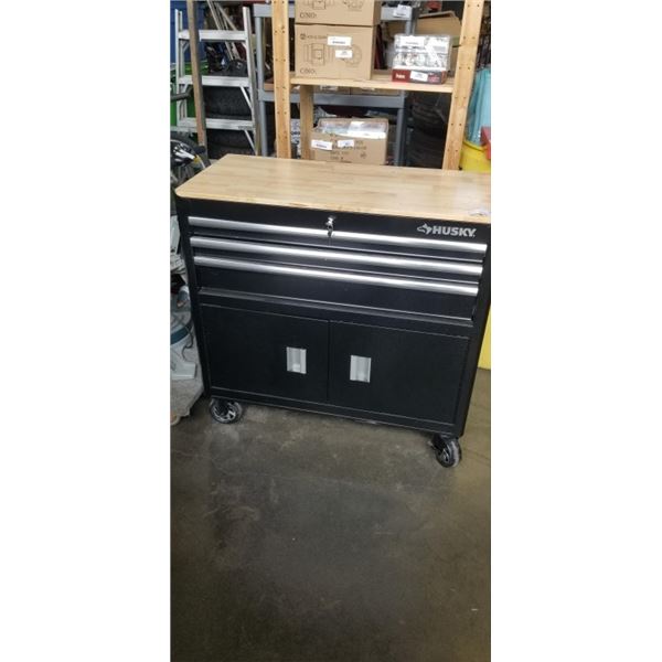 HUSKY 39 INCH WOOD TOP ROLLING AND LOCKING TOOL CHEST WITH 2 DOORS AND 3 DRAWERS, 2 KEYS, IN VERY GO