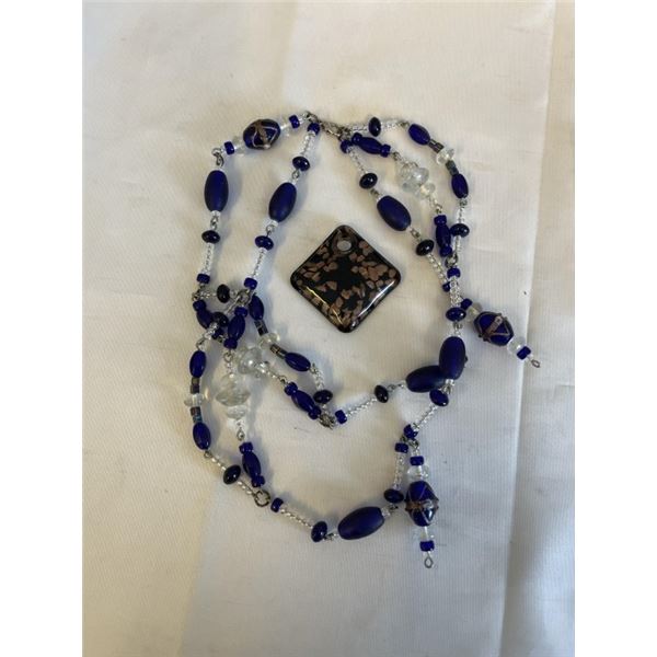 VINTAGE VENETIAN GLASS BEADS NECKLACE AND PENDANT