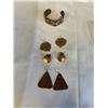 Image 1 : 3 PAIRS OF VINTAGE COPPER EARRINGS AND ONE OPEN CUFF BANGLE