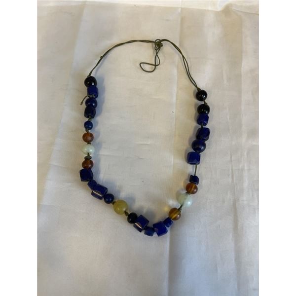 RARE VINTAGE COBALT BLUE AND OTHER COLOURS INDIAN TRADE BEADS NECKLACE