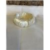 Image 4 : 2 MOTHER OF PEARLS NECKLACES AND ONE BRACELET